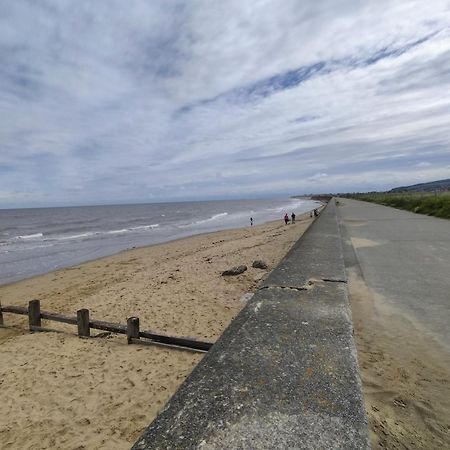 2 Bedroom Caravan, Edi Rita, Robin Hood, Pet Friendly Meliden Buitenkant foto